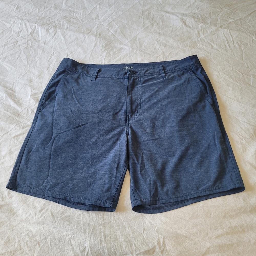 Huk Hybrid Shorts Mens 36 Blue Fishing Outdoor Ocean Swim 7.5" Inseam Sailing